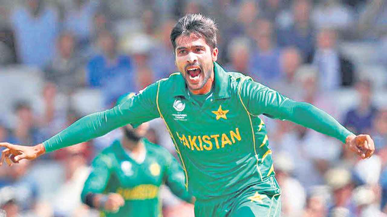 నాలుగేండ్ల తర్వాత పాక్‌ జట్టులోకి