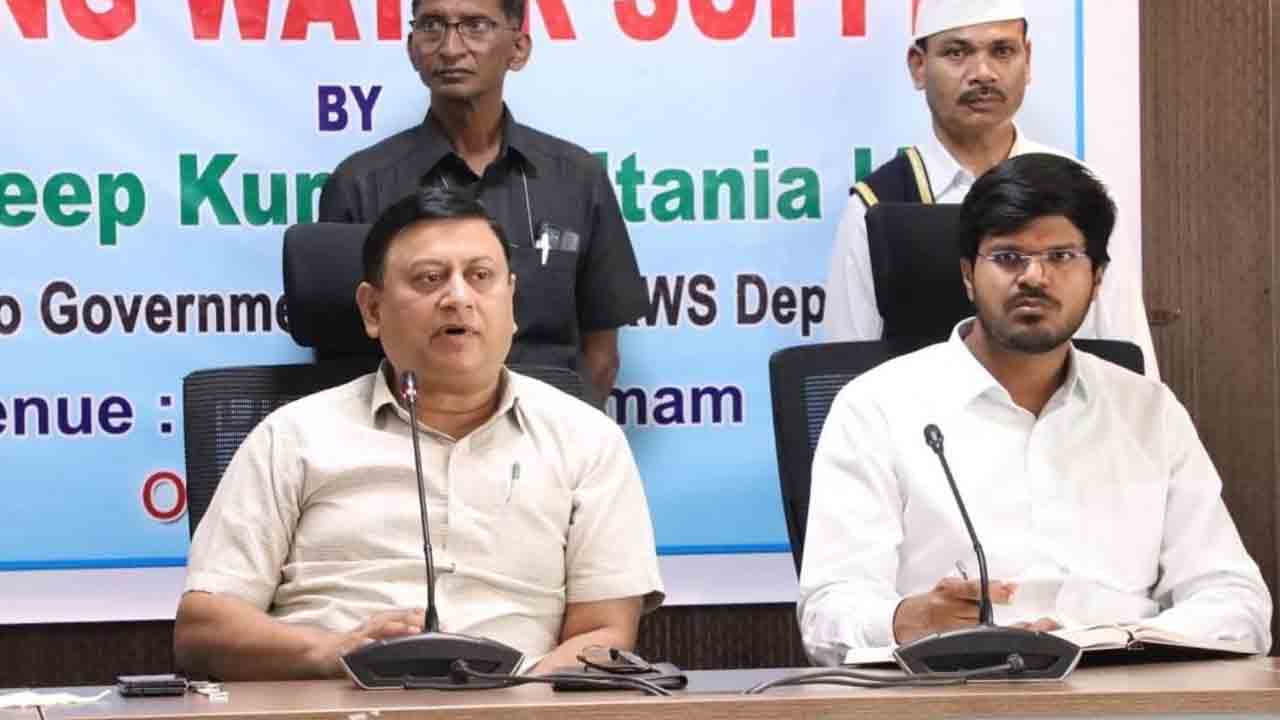 తాగునీటికి ఇబ్బంది ఉండొద్దు..
