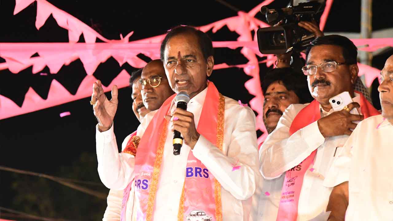 కదం తొక్కిన కందనూలు పోటెత్తిన ప్రజానీకం