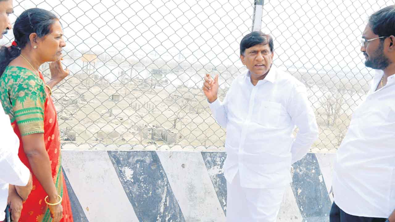 మధ్యమానేరు అడుగంటడానికి కారణం కాంగ్రెస్సే