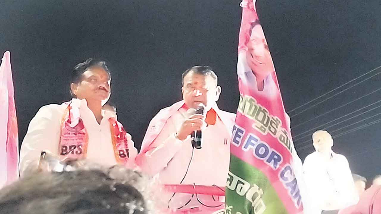 మోసం చేసే దొంగలను నమ్మకండి