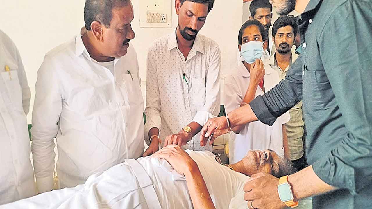 కాంగ్రెస్‌ నాయకుల ఘర్షణ