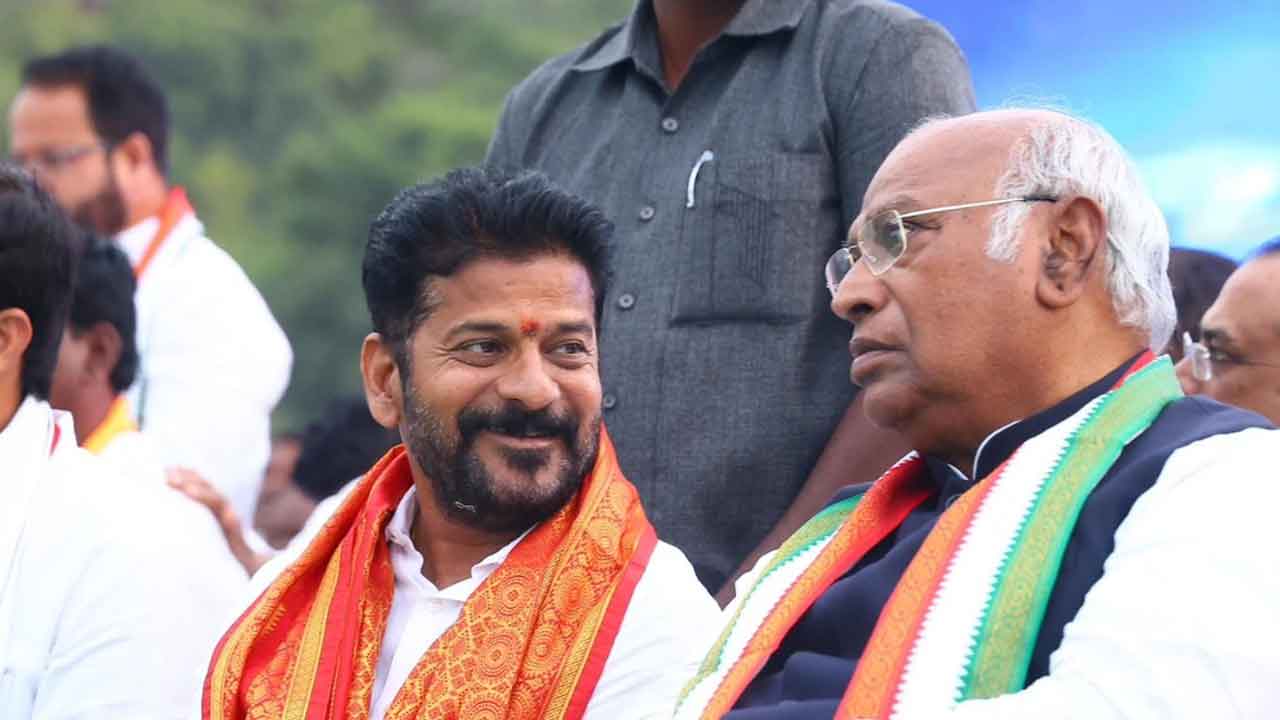 ఖర్గే, రేవంత్‌ మాదిగ జాతి ద్రోహులు