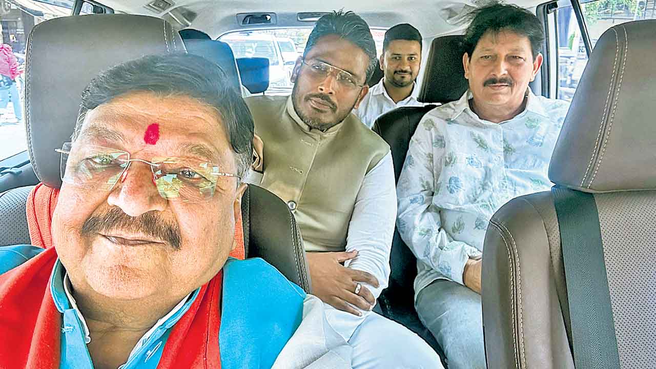 Indore | ఇండోర్‌లో ‘సూరత్‌’ సీక్వెల్‌.. నామినేషన్‌ ఉపసంహరించుకున్న కాంగ్రెస్‌ పార్టీ అభ్యర్థి