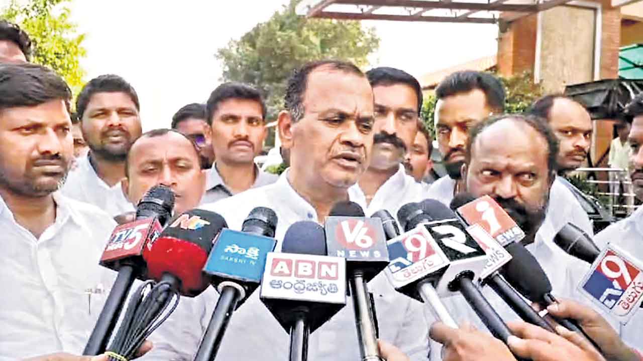 Minister Komatireddy | అప్పులతో ఒక్క రైతూ ఆత్మహత్య చేసుకోలె: మంత్రి కోమటిరెడ్డి