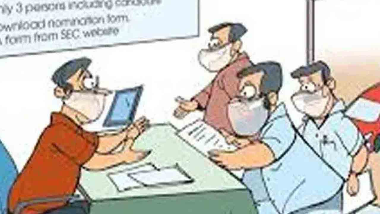 కరీంనగర్‌ బరిలో 28 పెద్దపల్లి బరిలో 42