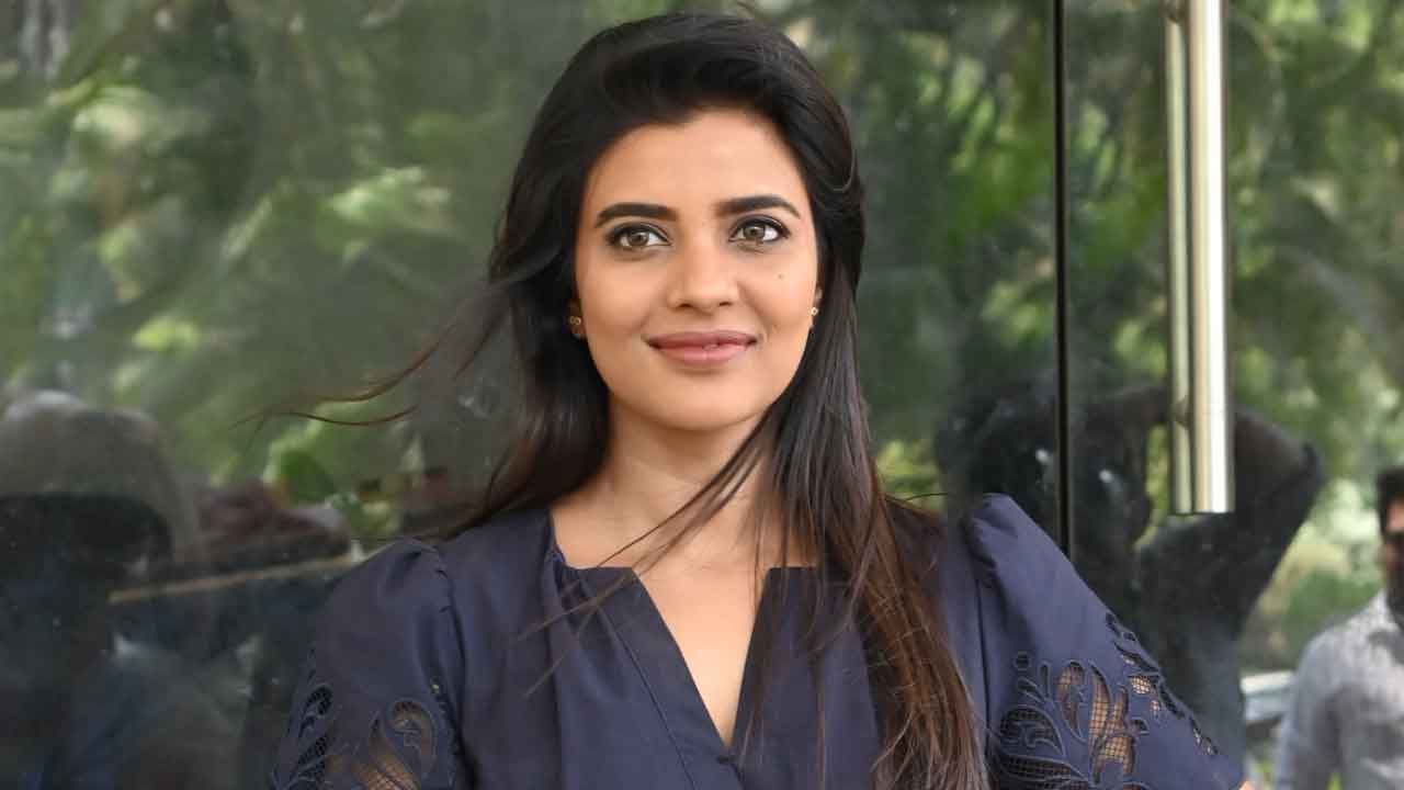 రియల్‌ లైఫ్‌ను తలపించే డియర్‌