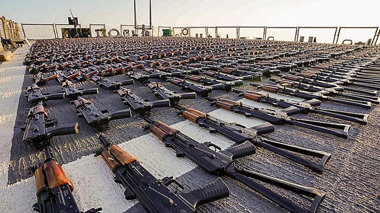 America | ఉక్రెయిన్‌కు నాలుగు నౌకల ఆయుధాలు!