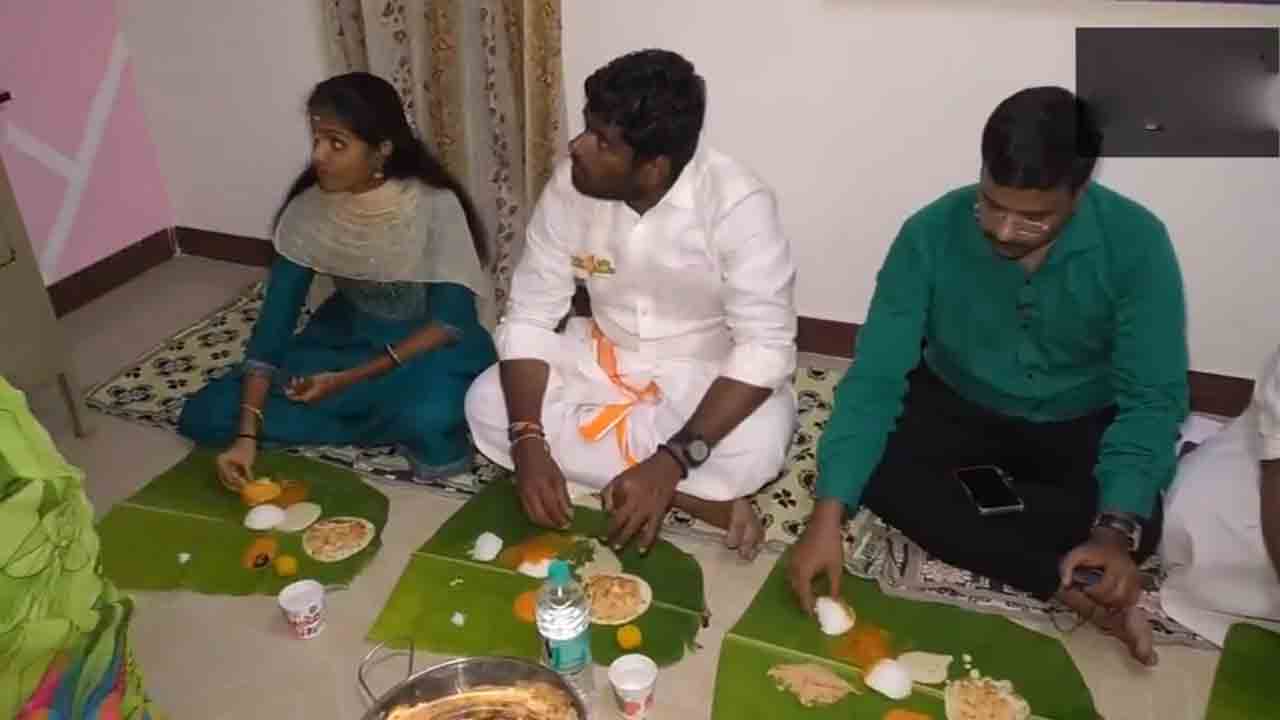 Lok Sabha Elections | నేత కార్మికుడి ఇంట్లో భోజనం చేసిన అన్నామలై.. Video