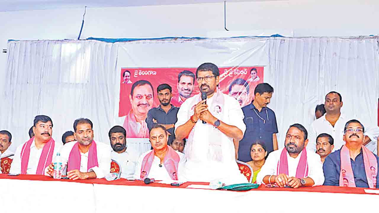 ఆగం కావొద్దు.. ఆలోచించి ఓటెయ్యాలి