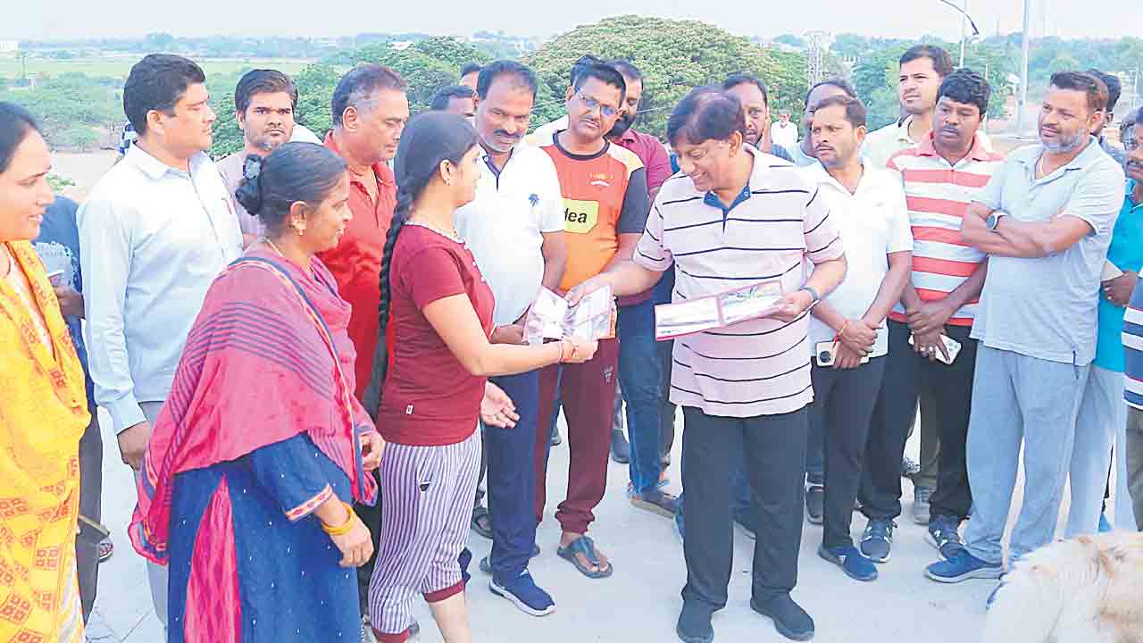 మోసమే కాంగ్రెస్‌ నైజం