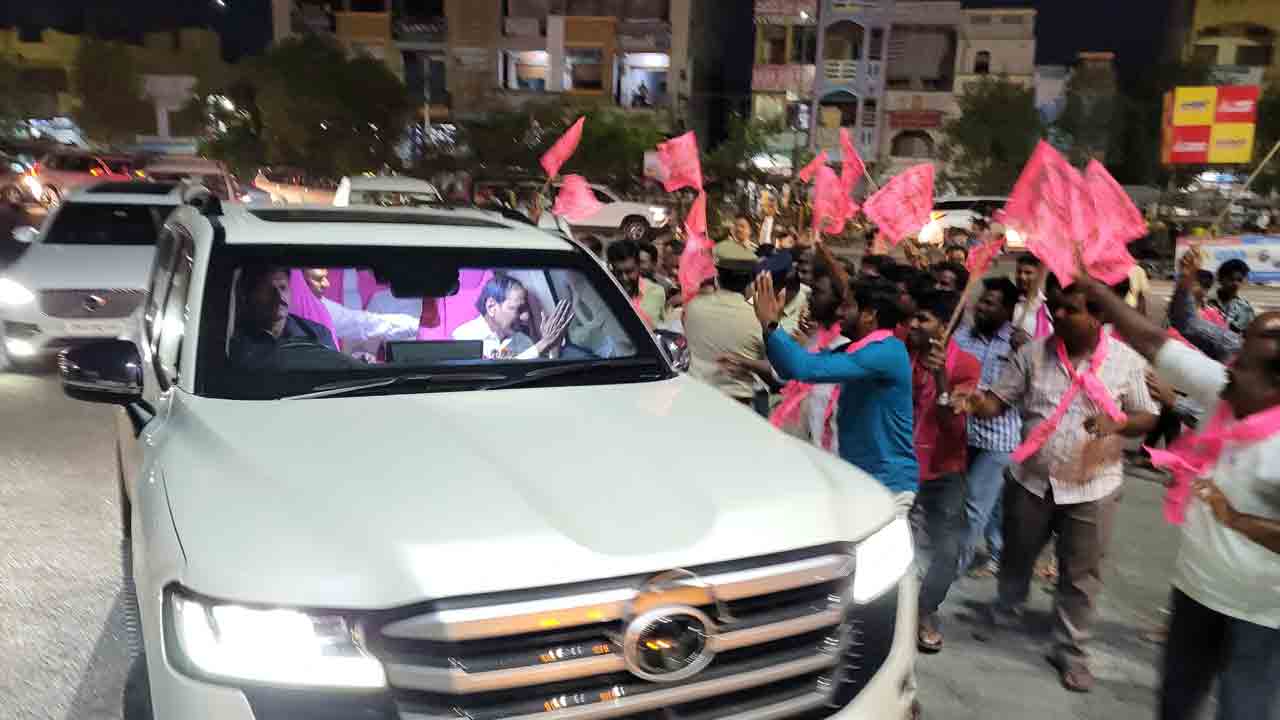 చిట్యాలలో కేసీఆర్‌కు ఘన స్వాగతం..