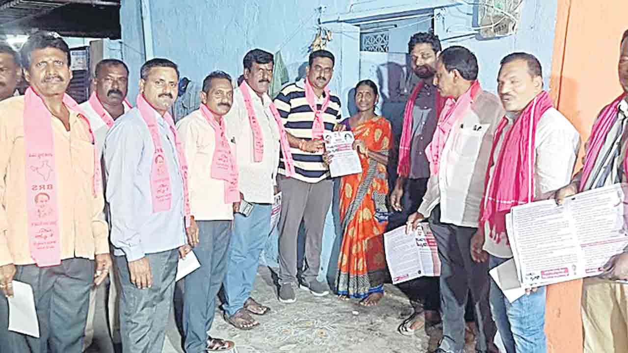బీఆర్‌ఎస్‌ గ్రాఫ్‌ పెరుగుతున్నది