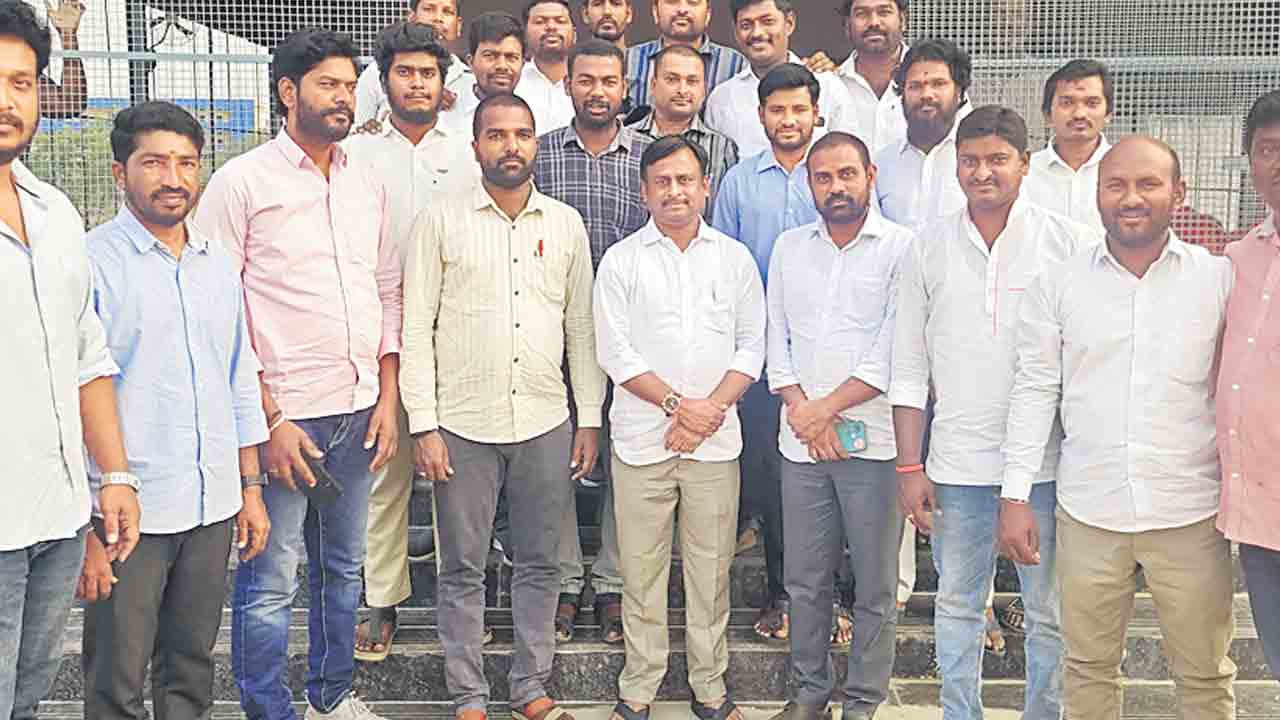 గెలుపే లక్ష్యంగా పనిచేయాలి