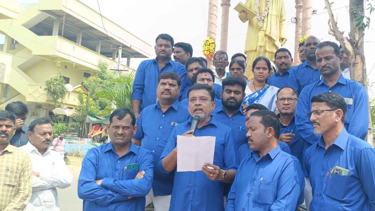 Bhim Deeksha | మంథనిలో భీమ్ దీక్ష తీసుకున్న జెడ్పీ చైర్మన్ పుట్ట మధుకర్