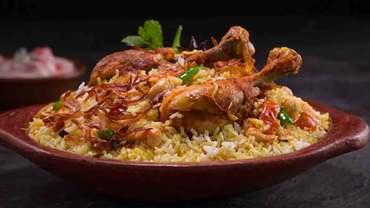 Biryani | రంజాన్‌ మాసంలో బిర్యానీని తెగ లాగించేసిన హైదరాబాదీలు.. ఎన్ని లక్షల ప్లేట్లు తిన్నారంటే..?