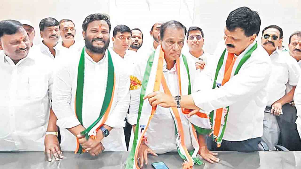 పెద్దాయనకు అవమానం