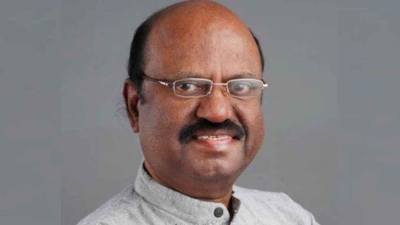 బిల్లుల పెండింగ్‌పై నెలలోగా సమాధానమివ్వండి