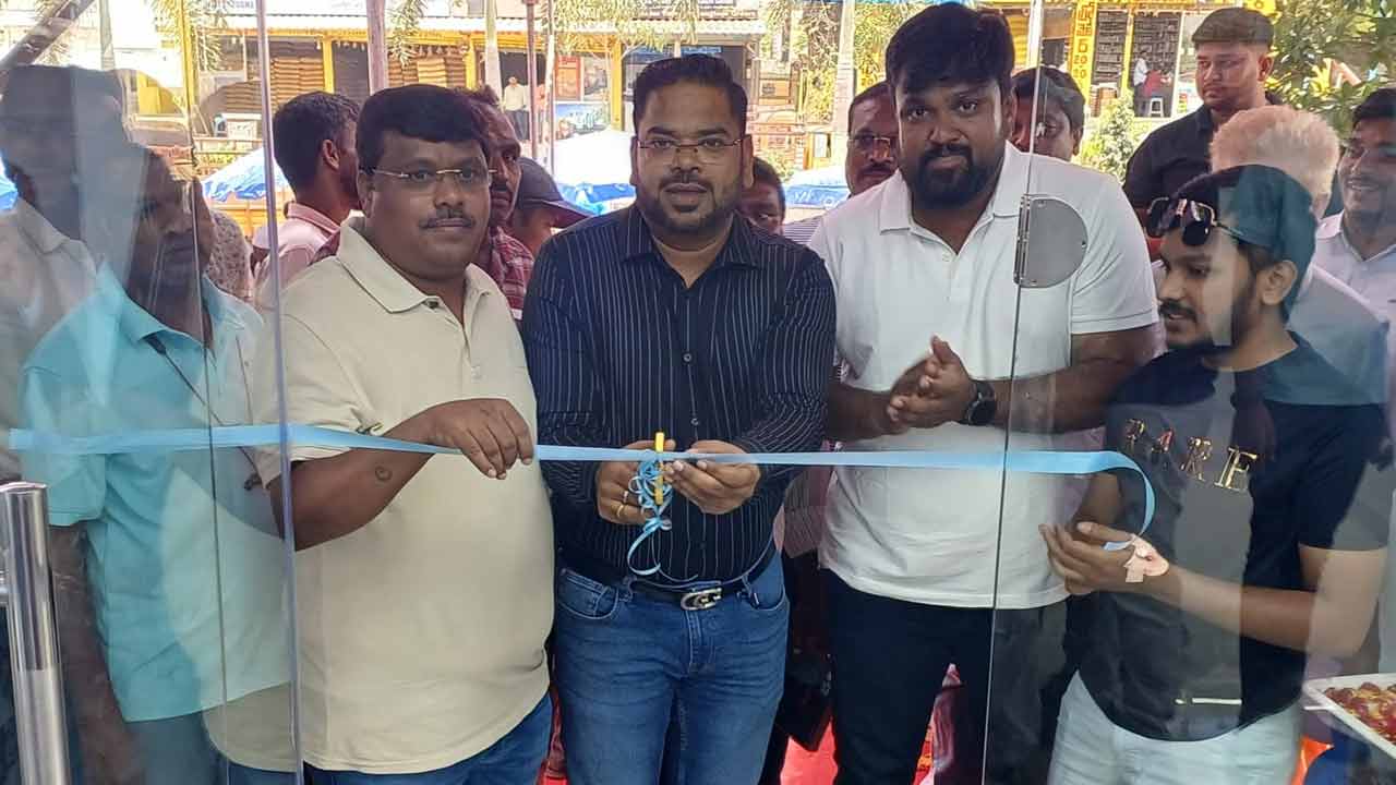 Cellbay | తెలంగాణలో మరో సెల్‌బే షోరూమ్‌ ప్రారంభం..
