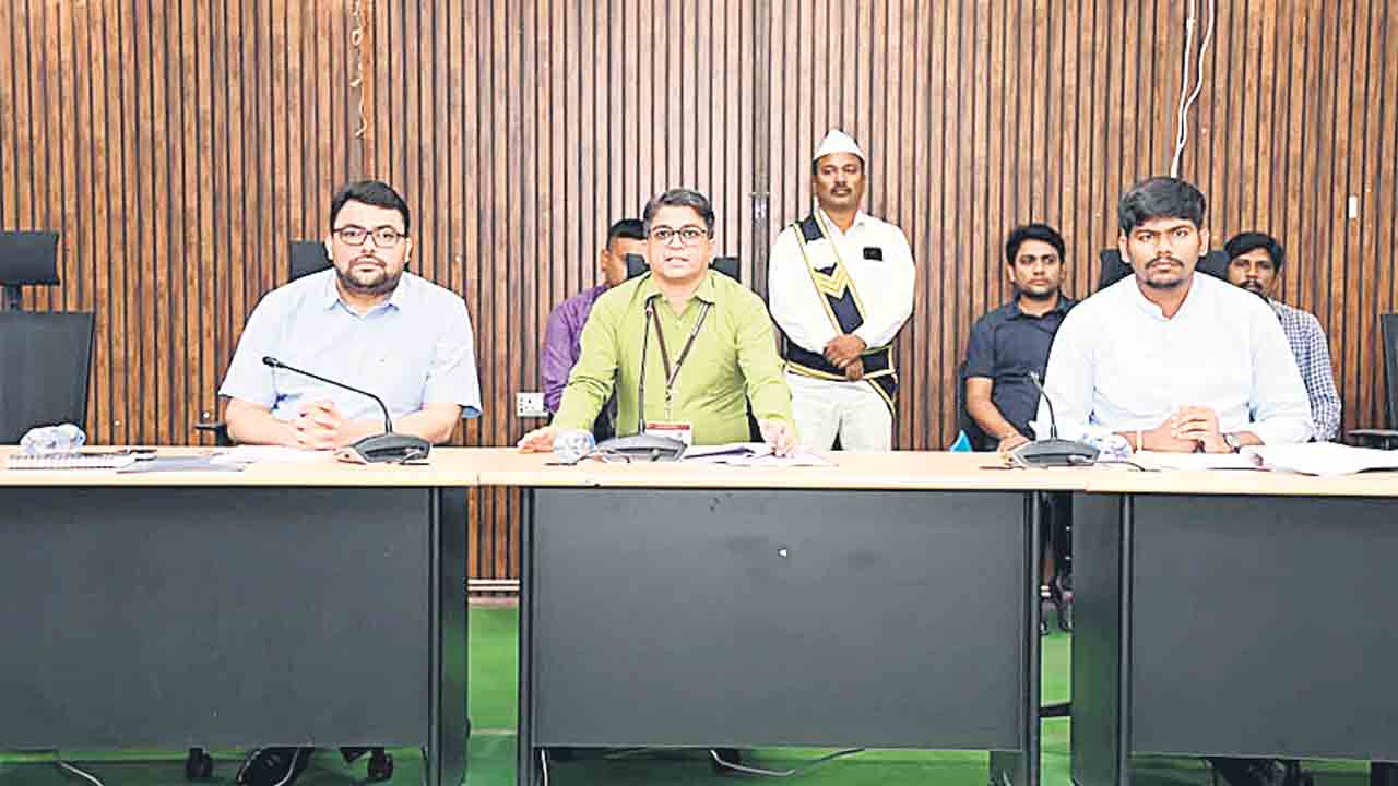 ఖర్చుల వివరాలు కచ్చితంగా నమోదు చేయాలి