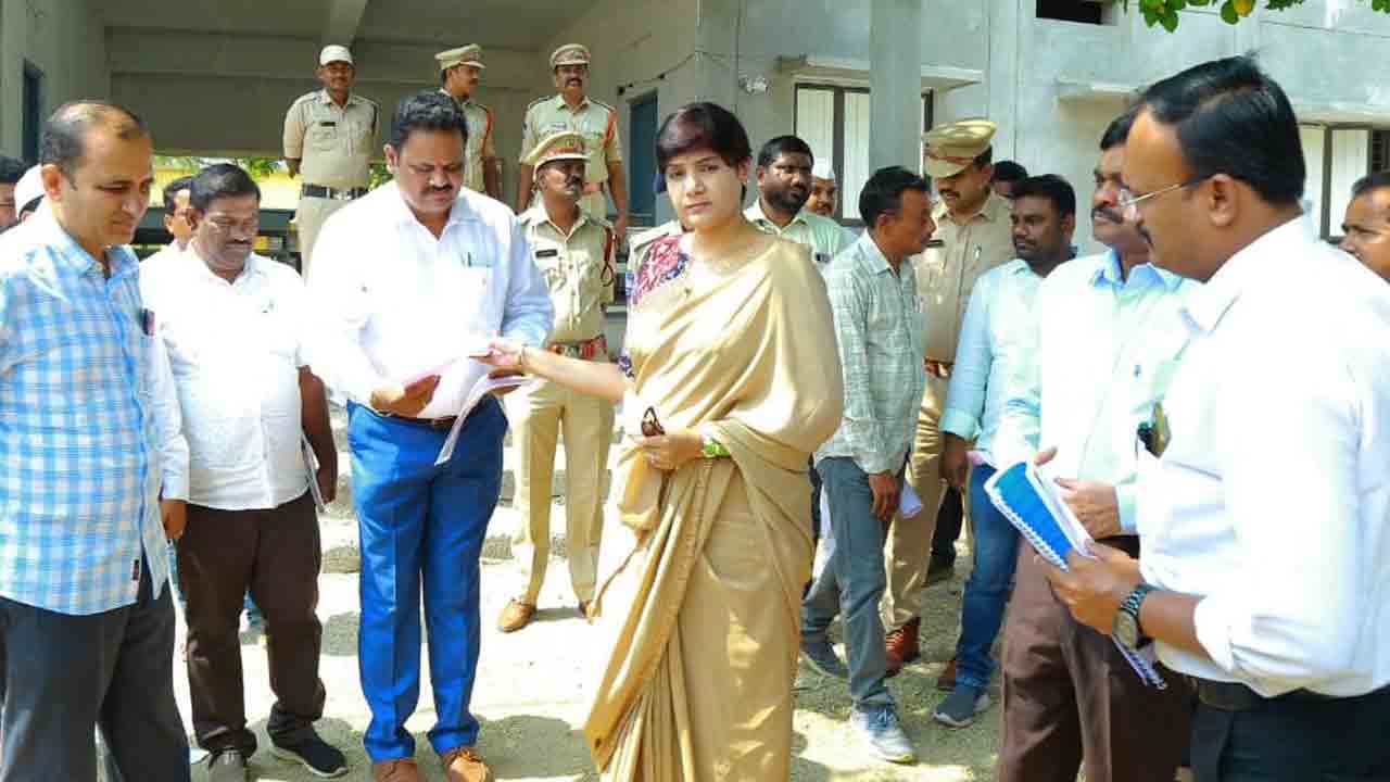 స్ట్రాంగ్‌ రూమ్‌ల వద్ద అన్ని ఏర్పాట్లు చేయాలి