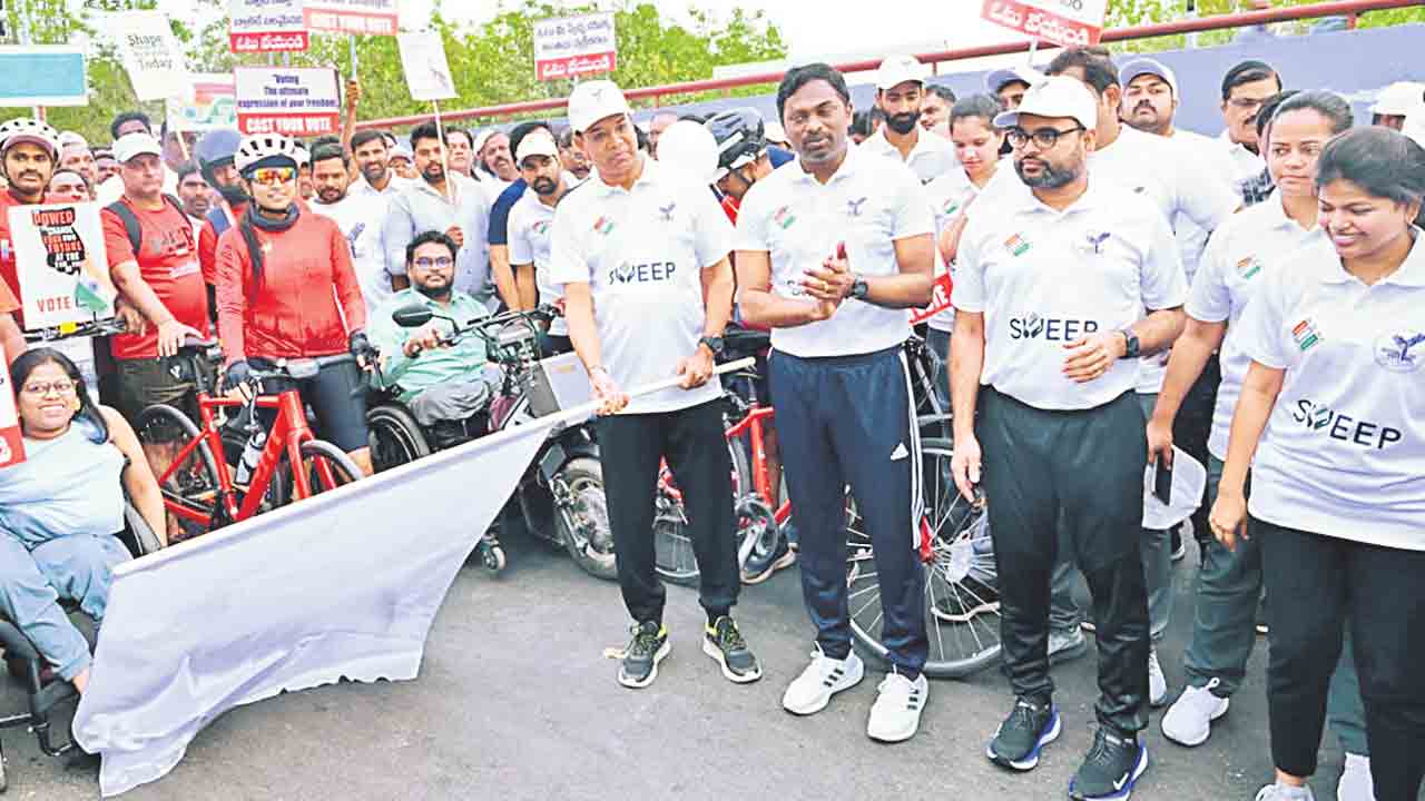 ఓటును మించిన ఆయుధం లేదు