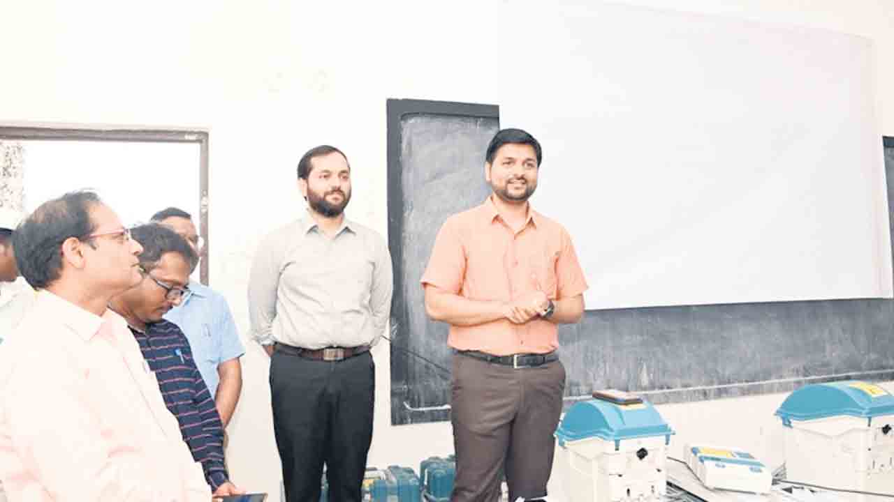 పార్లమెంట్‌ ఎన్నికలు ప్రశాంతంగా నిర్వహించాలి