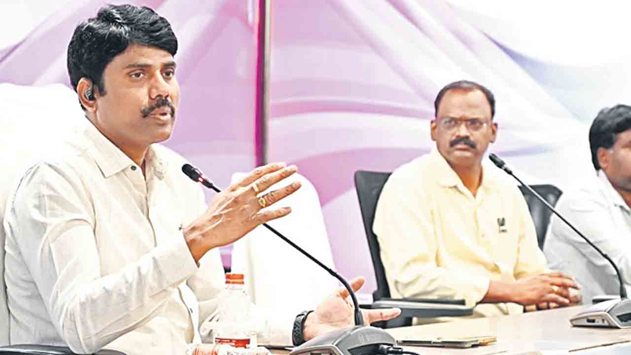 ఈవీఎంల పనితీరుపై అవగాహన అవసరం