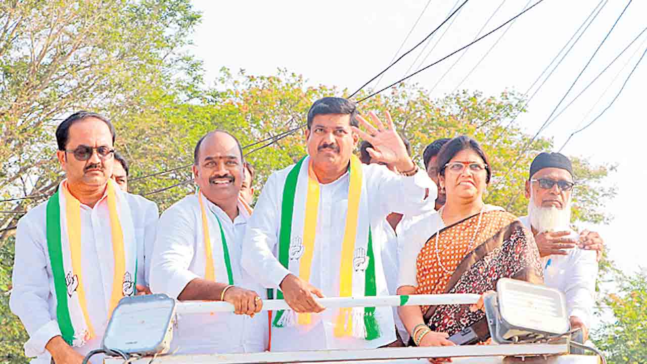 బీజేపీ.. మతతత్వ పార్టీ