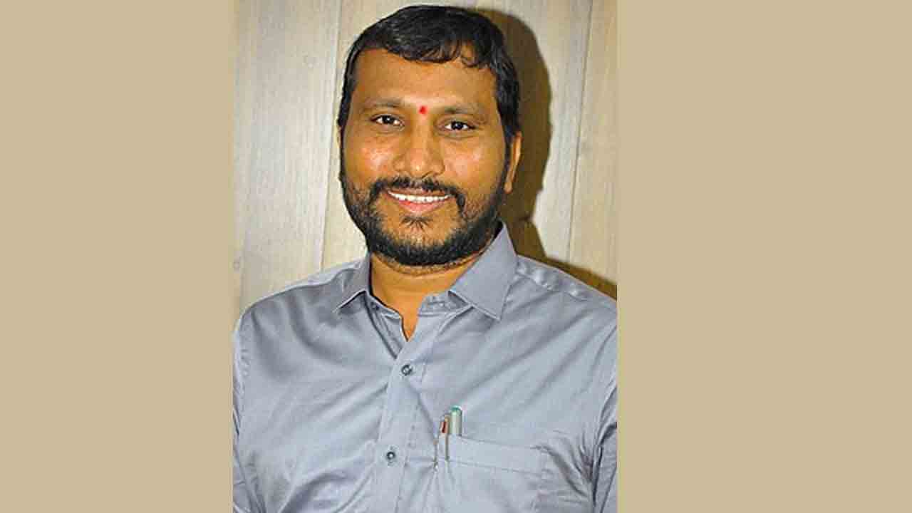 రాహుల్‌కు పంచుతున్నడు!