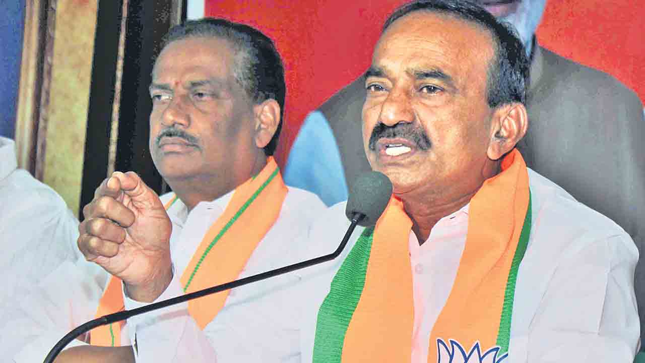 కాంగ్రెస్‌ మోసకారి