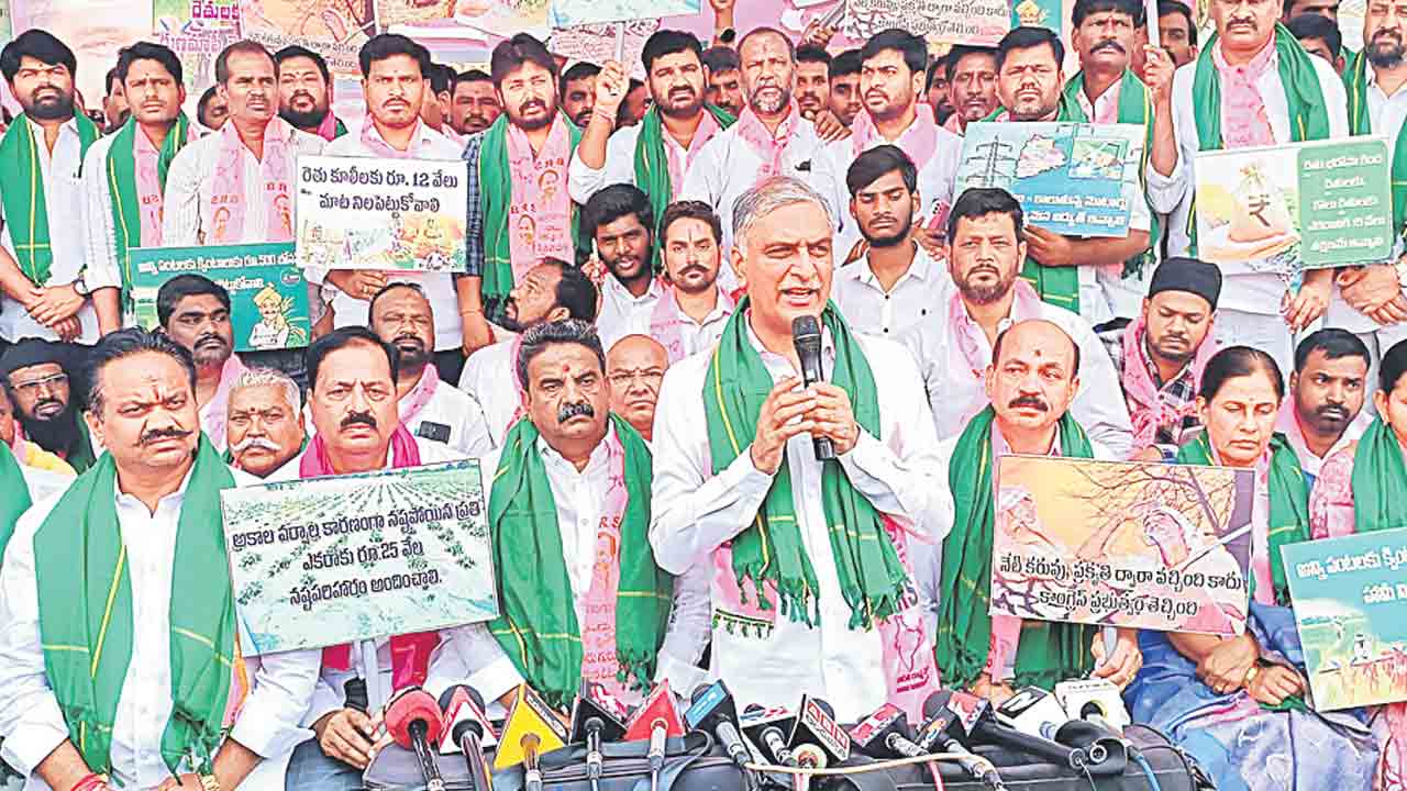 కాంగ్రెస్‌, బీజేపీ దొందూదొందే..