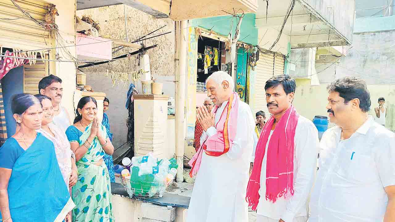 కొప్పుల ఈశ్వర్‌ను గెలిపించాలి