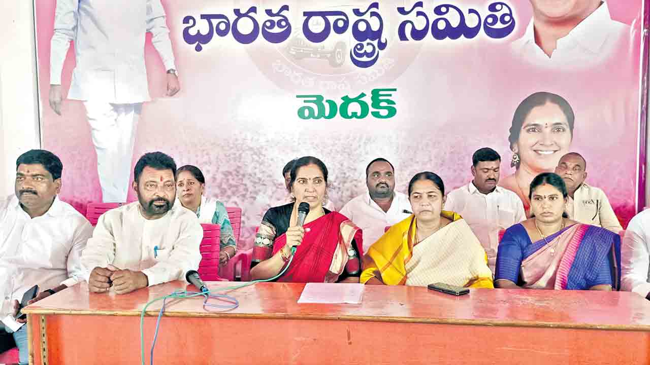 కాంగ్రెస్‌ తెచ్చిన కరువు ఇది