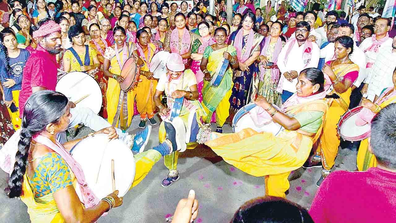 జననీరాజనం