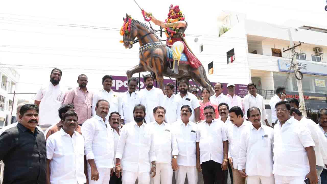 వంశీచంద్‌.. అసత్య ప్రచారాలు మానుకో..