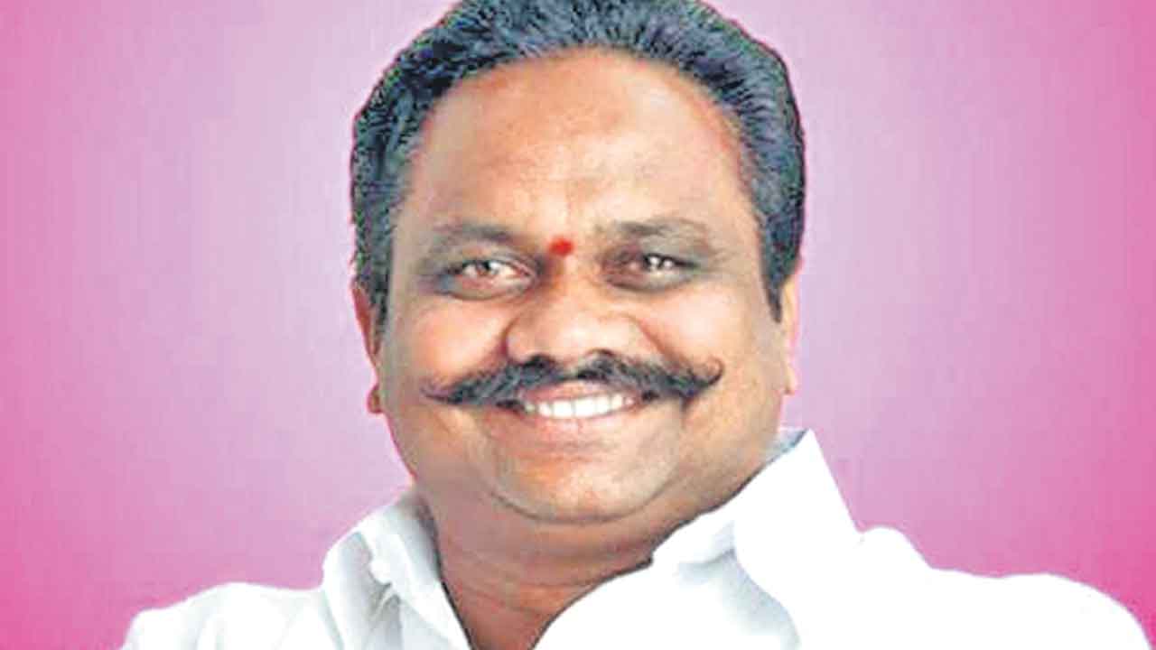 బీదర్‌ రైల్వే లైన్‌ పూర్తిచేయిస్తా