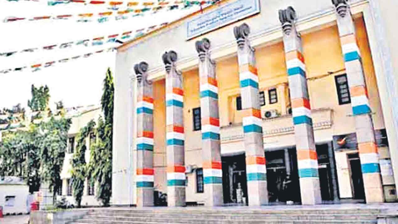 Congress | వారసుల అడ్డా కాంగ్రెస్‌.. గురివింద తరహాలో ఇతరులపై విమర్శలు