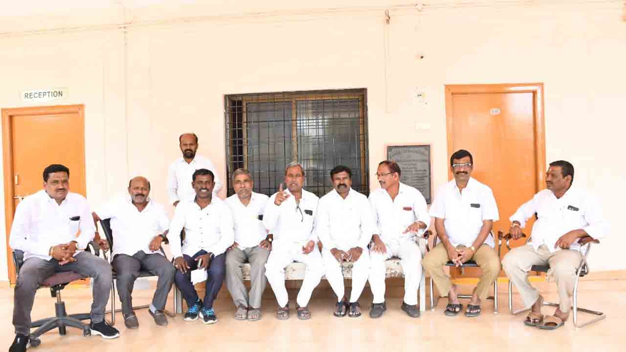 క్యామ మల్లేశ్‌ గెలుపు కోసం గొల్లకురుమలు ఏకం కావాలి