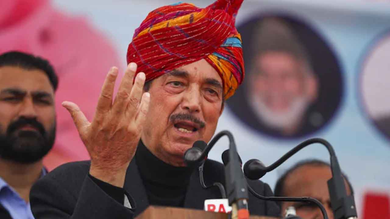 Ghulam Nabi Azad | ఆర్టికల్ 370ను కేంద్రం మాత్రమే పునరుద్ధరించగలదు.. రాష్ట్రం కాదు: గులాం నబీ   ఆజాద్