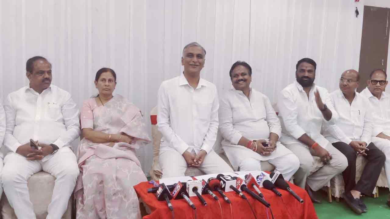 Harish Rao | ప్రభుత్వం ఆగస్టు 15లోగా రుణమాఫీ చేస్తే ఎమ్మెల్యే పదవికి రాజీనామా చేస్తా : హరీష్రావు