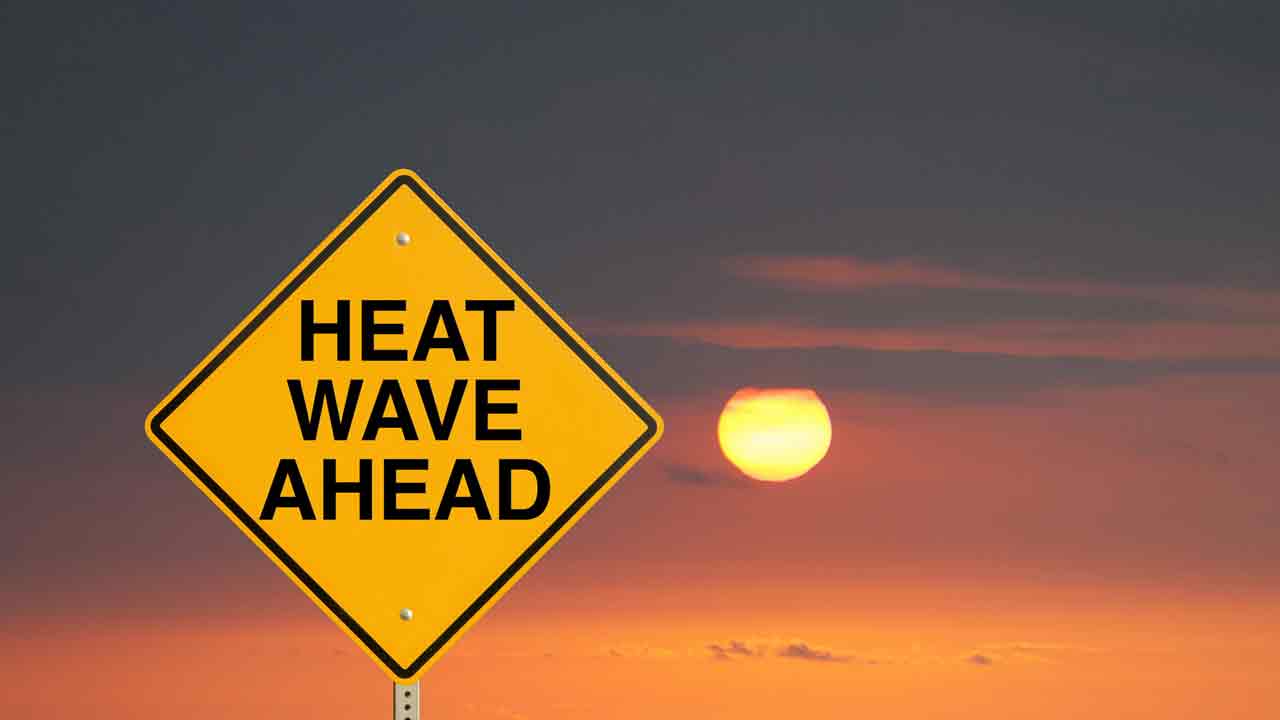 Heat Waves | తీవ్రమైన వడగాల్పులు.. సాయంత్రం 4.30 గంటల వరకు బయటకు రావొద్దు.. వాతావరణ శాఖ హెచ్చరిక