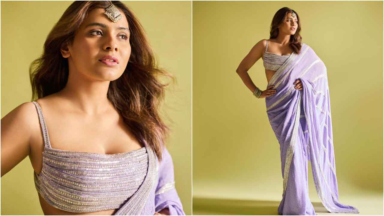 Hebah Patel: హెబ్బా… చీరలో ఏముంది కదబ్బా!