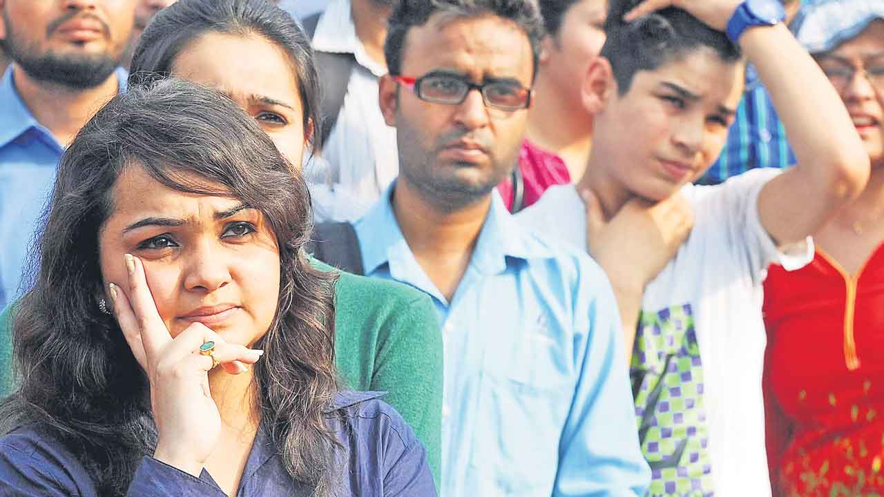 Gurukula PET Recruitment | మా ఉద్యోగాలు ఎప్పుడు ఇస్తారు?.. ఏడేండ్లుగా కొనసాగుతున్న గురుకుల పీఈటీ భర్తీ ప్రక్రియ