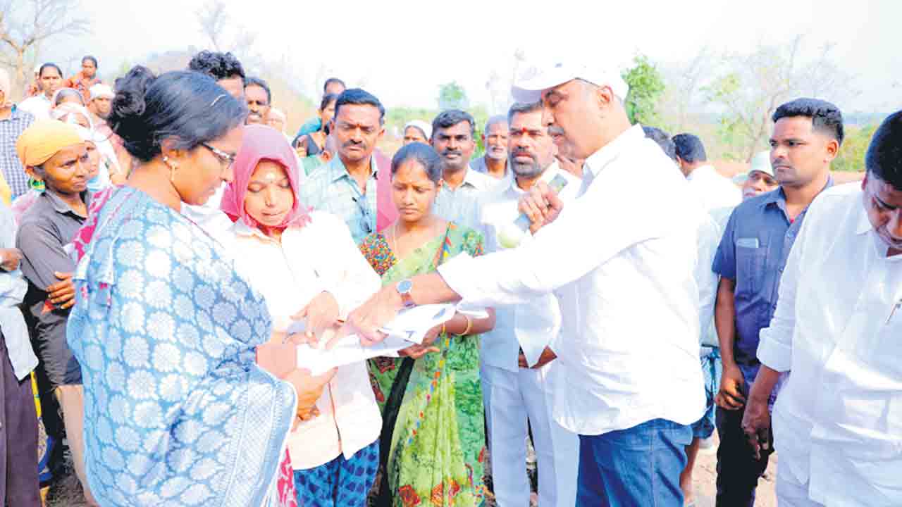 కాంగ్రెస్‌ అంటేనే వంచన