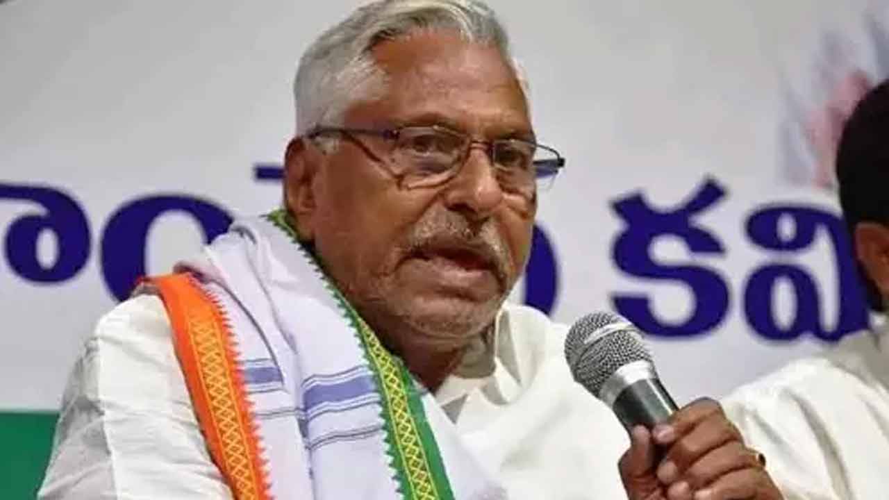 జీవన్‌రెడ్డిపై ఈసీకి బీజేపీ ఫిర్యాదు