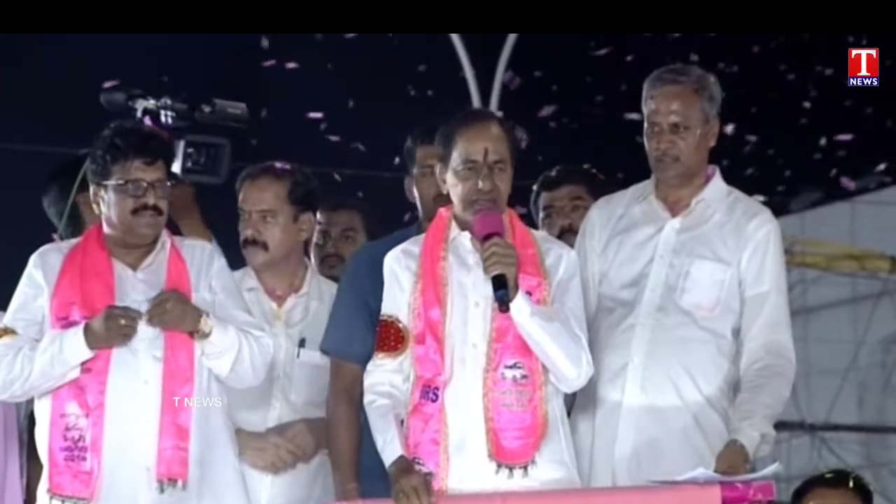 KCR | మోదీ గోదావరిని ఎత్తుకుపోతా అంటున్నడు.. చేతగాని రేవంత్రెడ్డి సర్కారు నోరుమూసుకున్నది.. : కేసీఆర్