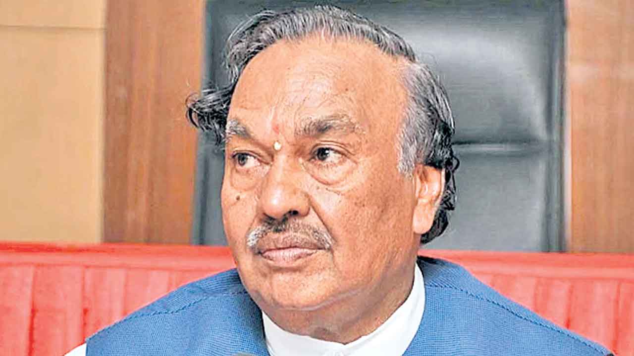 కర్ణాటక రెబెల్‌ నేత ఈశ్వరప్పపై బీజేపీ వేటు