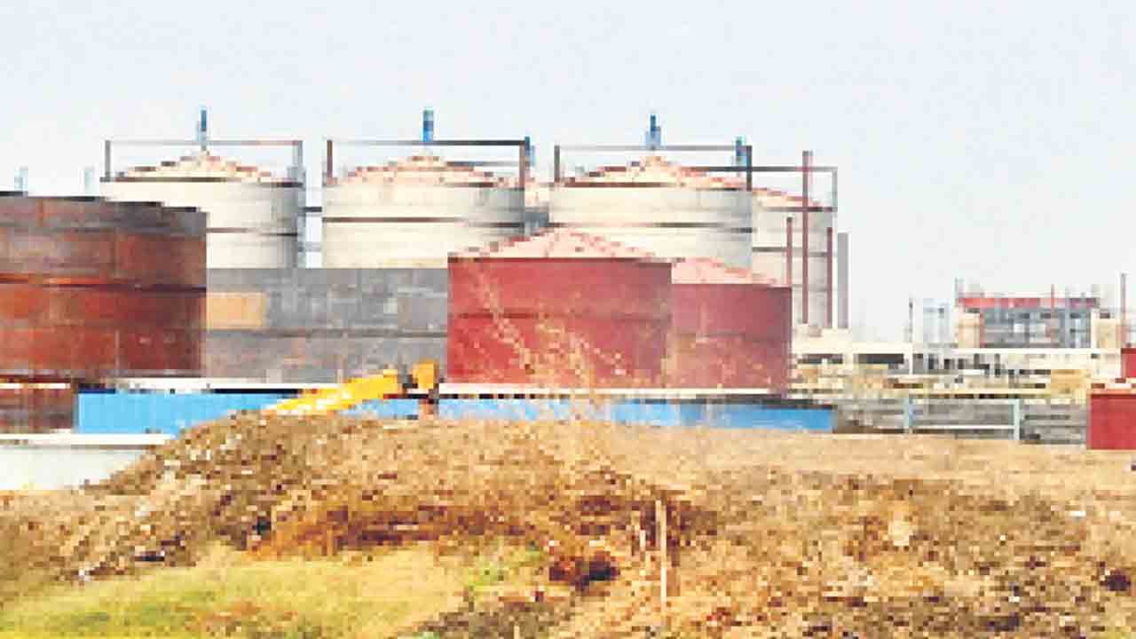 పచ్చని పొలాల్లో.. ఇథనాల్‌ చిచ్చు