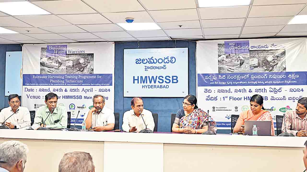 ఇంకుడు గుంతల నిర్మాణానికి సాంకేతిక సాయం